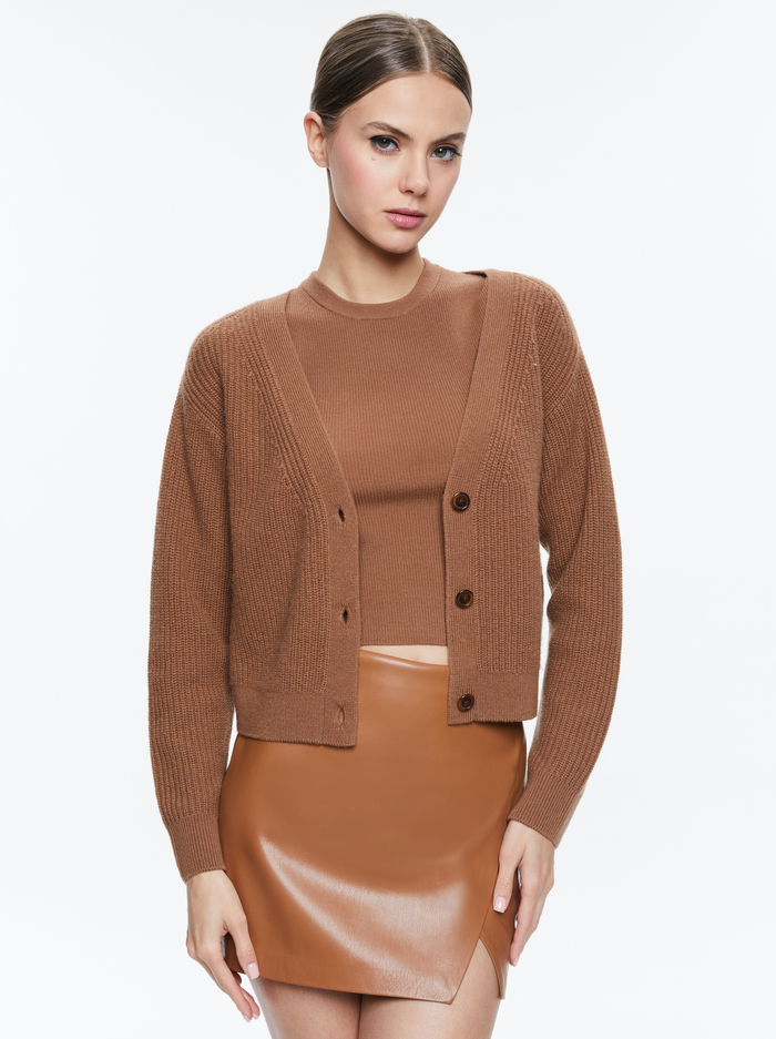 JANNIE CARDIGAN - CAMEL - Alice And Olivia
