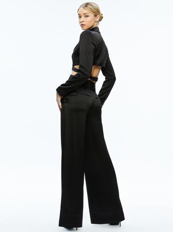 BLACK-LEONE CROPPED WRAP BLAZER