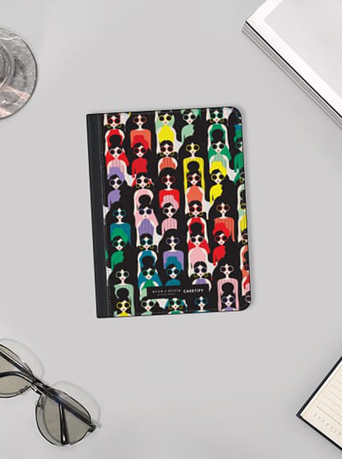 AO X CASETIFY STACEFACE CASE FOR IPAD 7/8 - RAINBOW STACE image 3 - Alice And Olivia