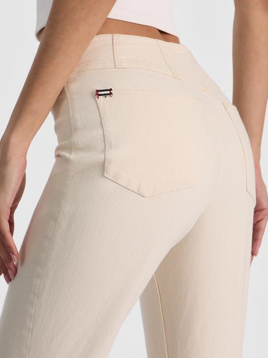 OFF WHITE-CHELSEA V-WAIST JEAN