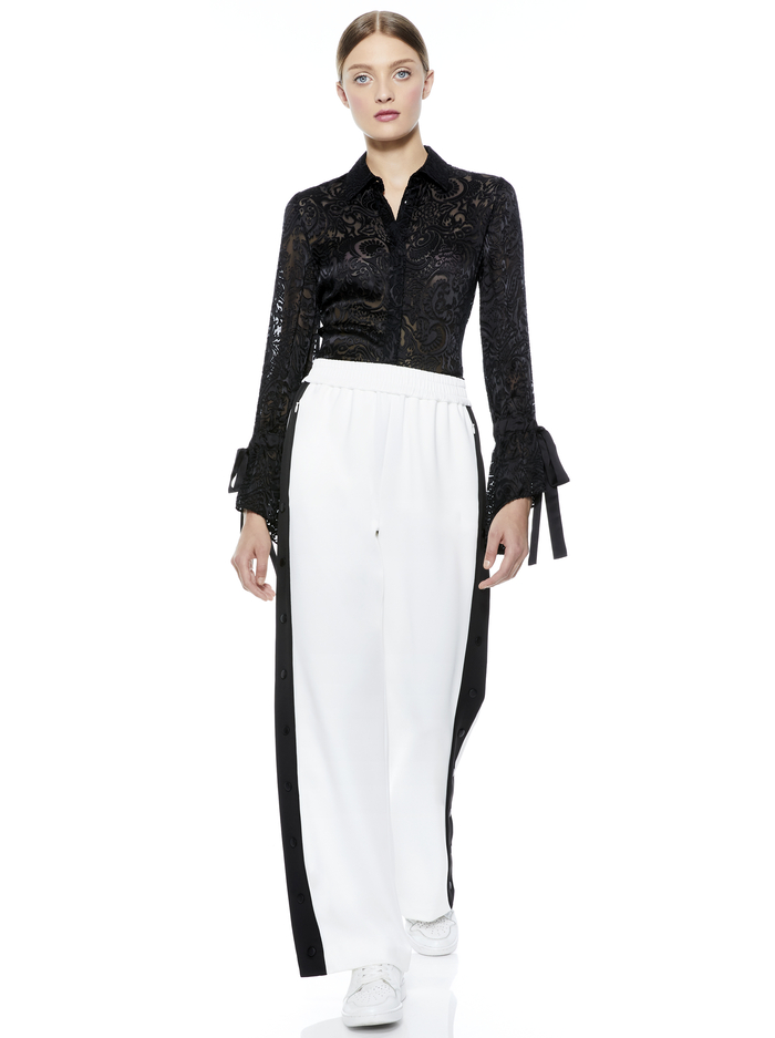 WILLA RUFFLE CUFF BLOUSE - FEMININE ESCAPE SM BLACK image 2 - Alice And Olivia