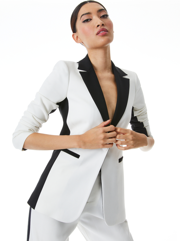 MACEY FITTED NOTCH COLLAR BLAZER - OFF WHITE/BLACK - Alice And Olivia
