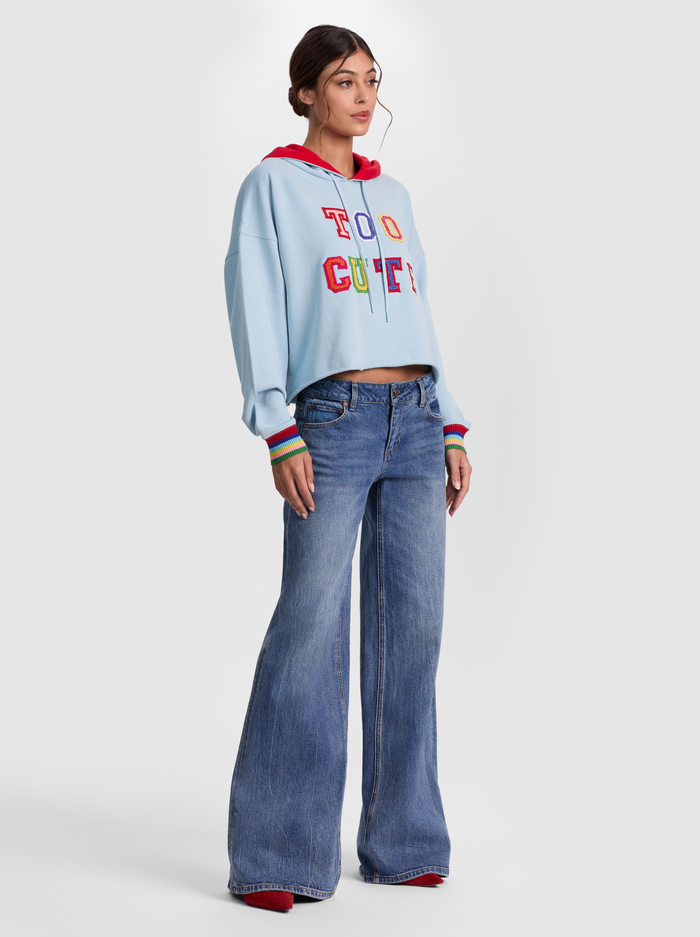 SUNNY CROPPED HOODIE - CAROLINA BLUE MULTI image 4 - ALICE + OLIVIA