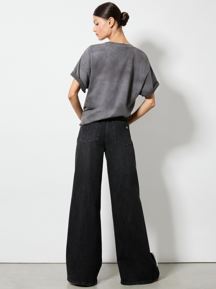 A+O X I AM A VOTER® EVAN OVERSIZED TEE - UNITED image 2 - Alice And Olivia