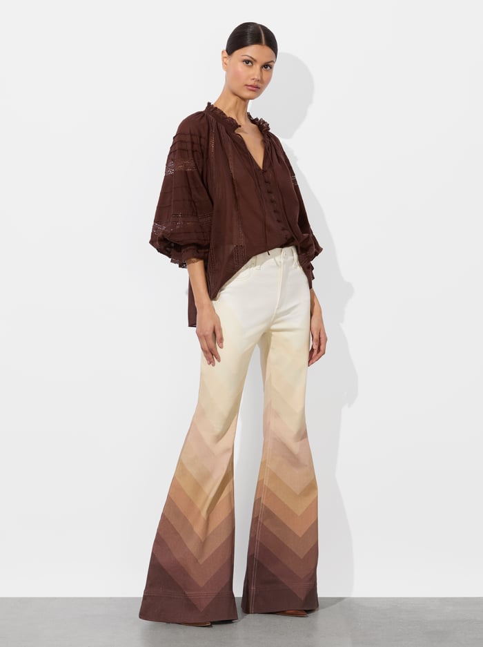 A+O X BRONCO SB BELL JEAN - CHEVRON NEUTRAL image 4 - Alice And Olivia