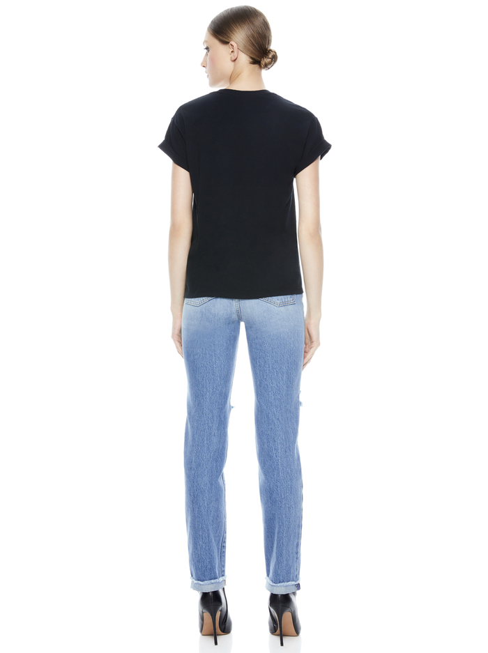 SHIRA TEE - BLACK/MULTI image 2 - Alice And Olivia