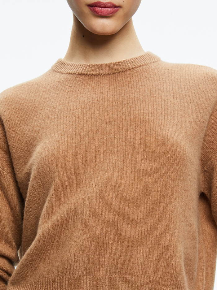 SHERRELL CASHMERE CREW NECK PULLOVER - CAMEL image 3 - Alice And Olivia