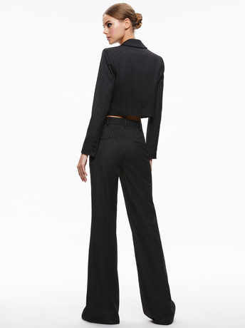 MYA CROPPED NOTCH COLLAR BLAZER