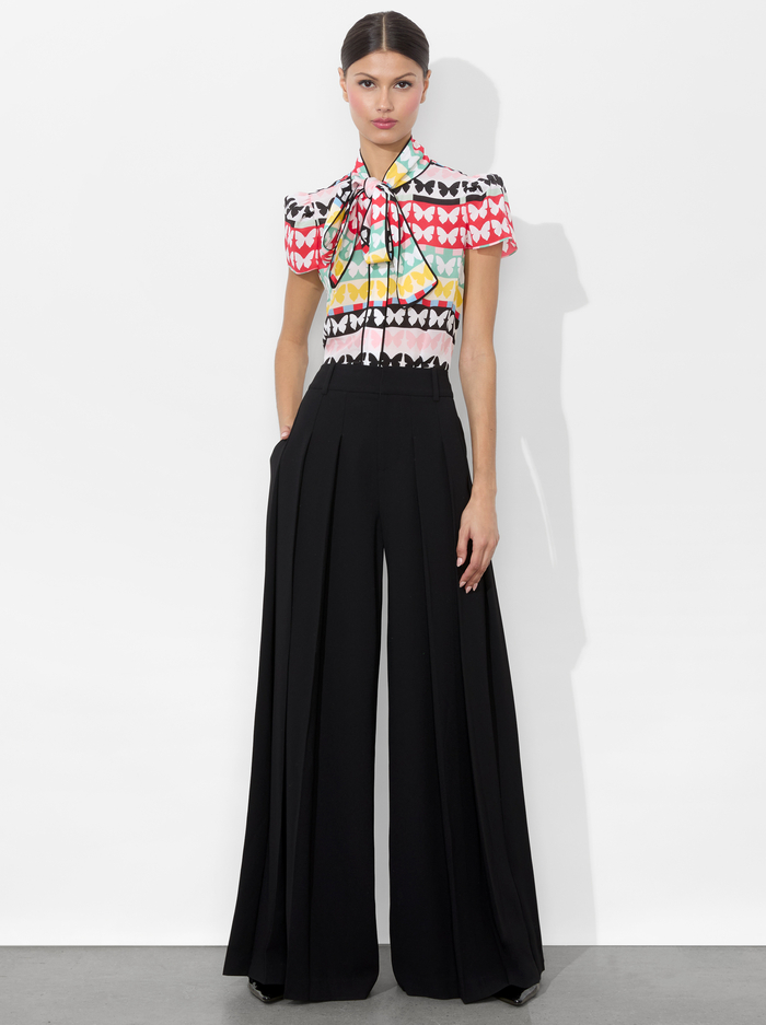 JEANNIE BUTTON DOWN - FLUTTERS image 4 - Alice And Olivia