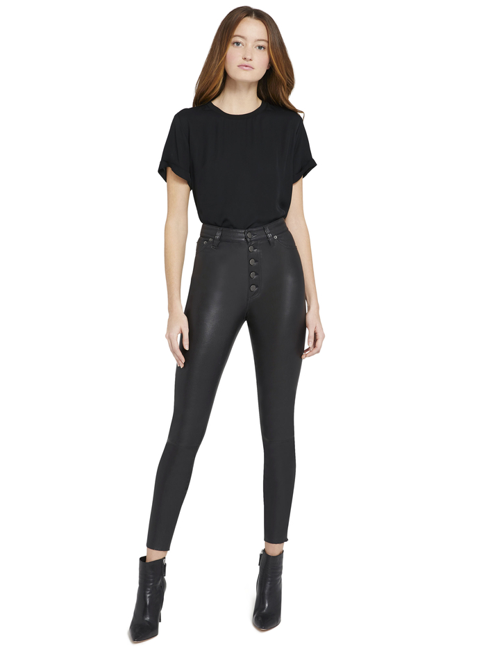 JANN ROLL SLEEVE BOXY TEE - BLACK image 5 - Alice And Olivia