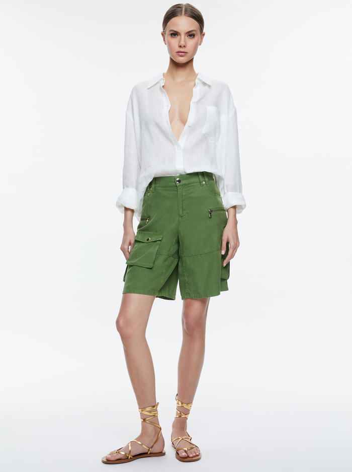 JAXON SUPER SLOUCHY LONG CARGO SHORT - AVOCADO image 1 - Alice And Olivia