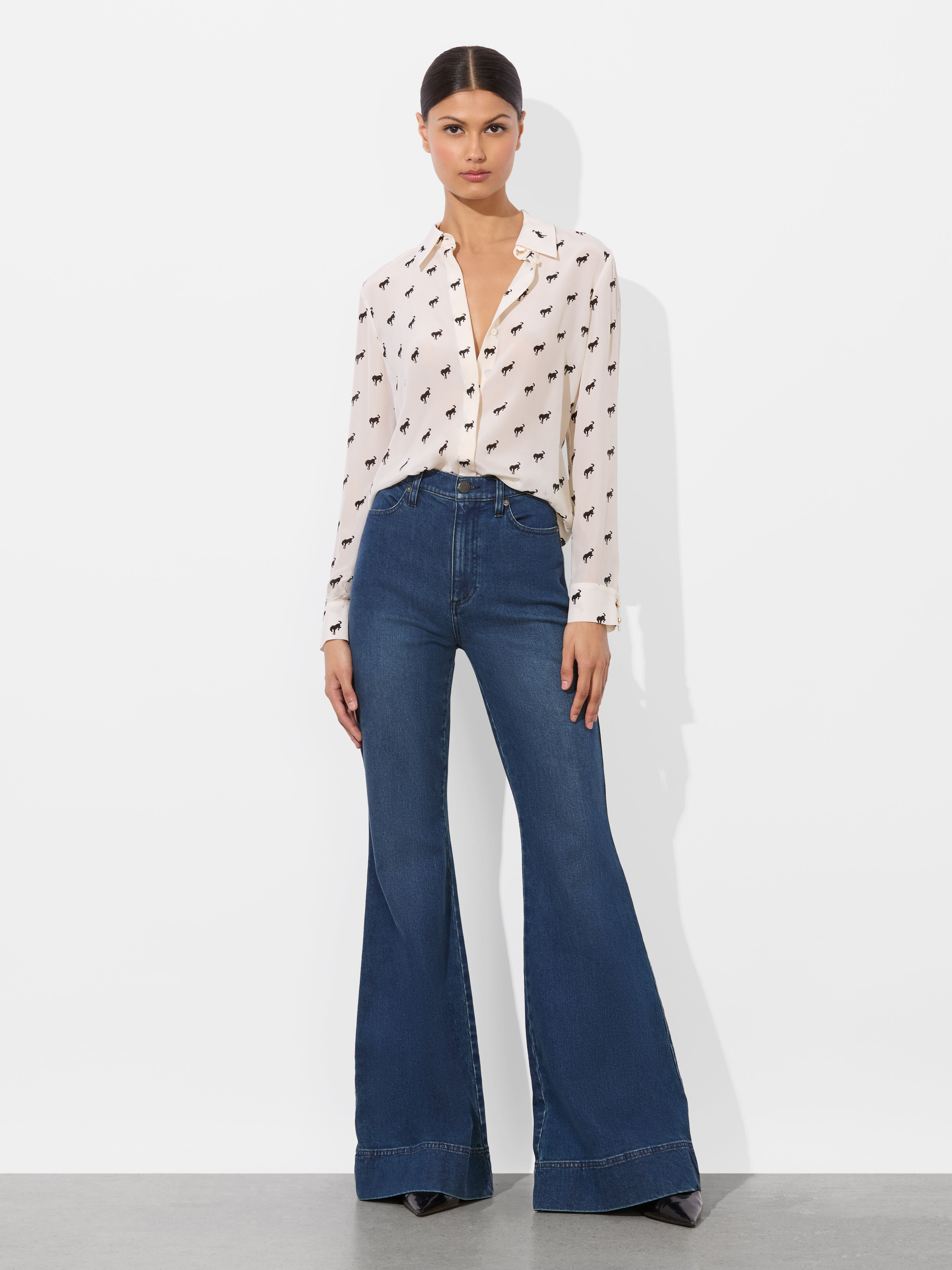 Bodie Studded Jean In Lexi Light Blue | Alice + Olivia