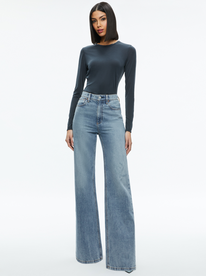 FITTED TEE - BLACK image 2 - Alice And Olivia