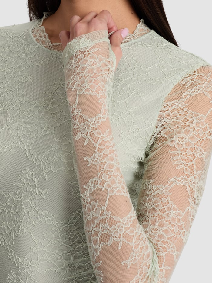 TAEYN LACE BODYSUIT - GREEN TEA image 3 - Alice And Olivia