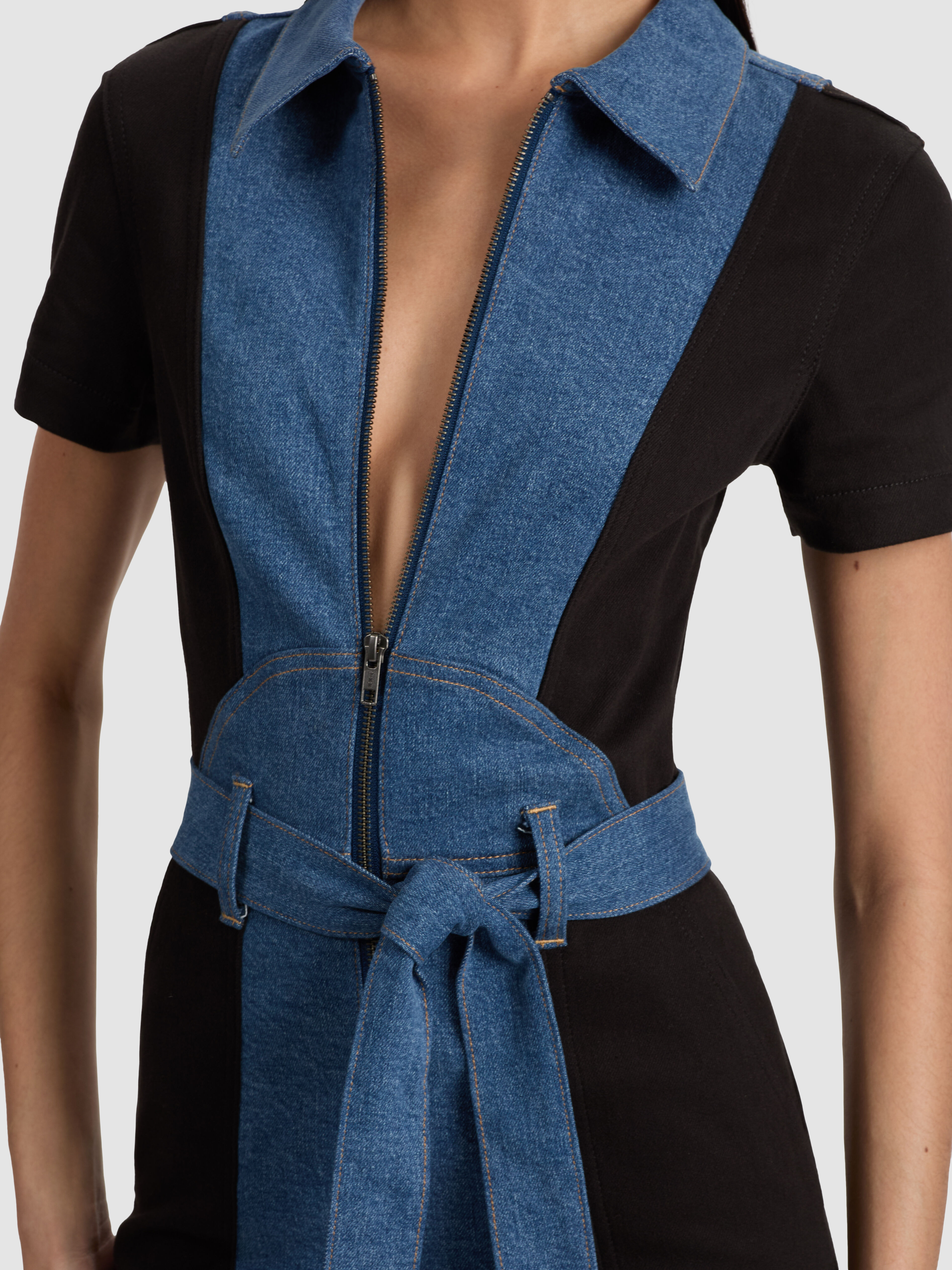 Eric Low Rise Jean In Sadie Lt Vintage Blue | Alice + Olivia