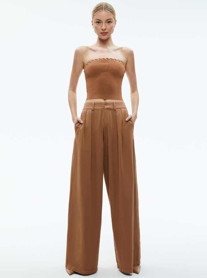 GARBO LOW RISE BAGGY TROUSERS - CAMEL image 4 - Alice And Olivia