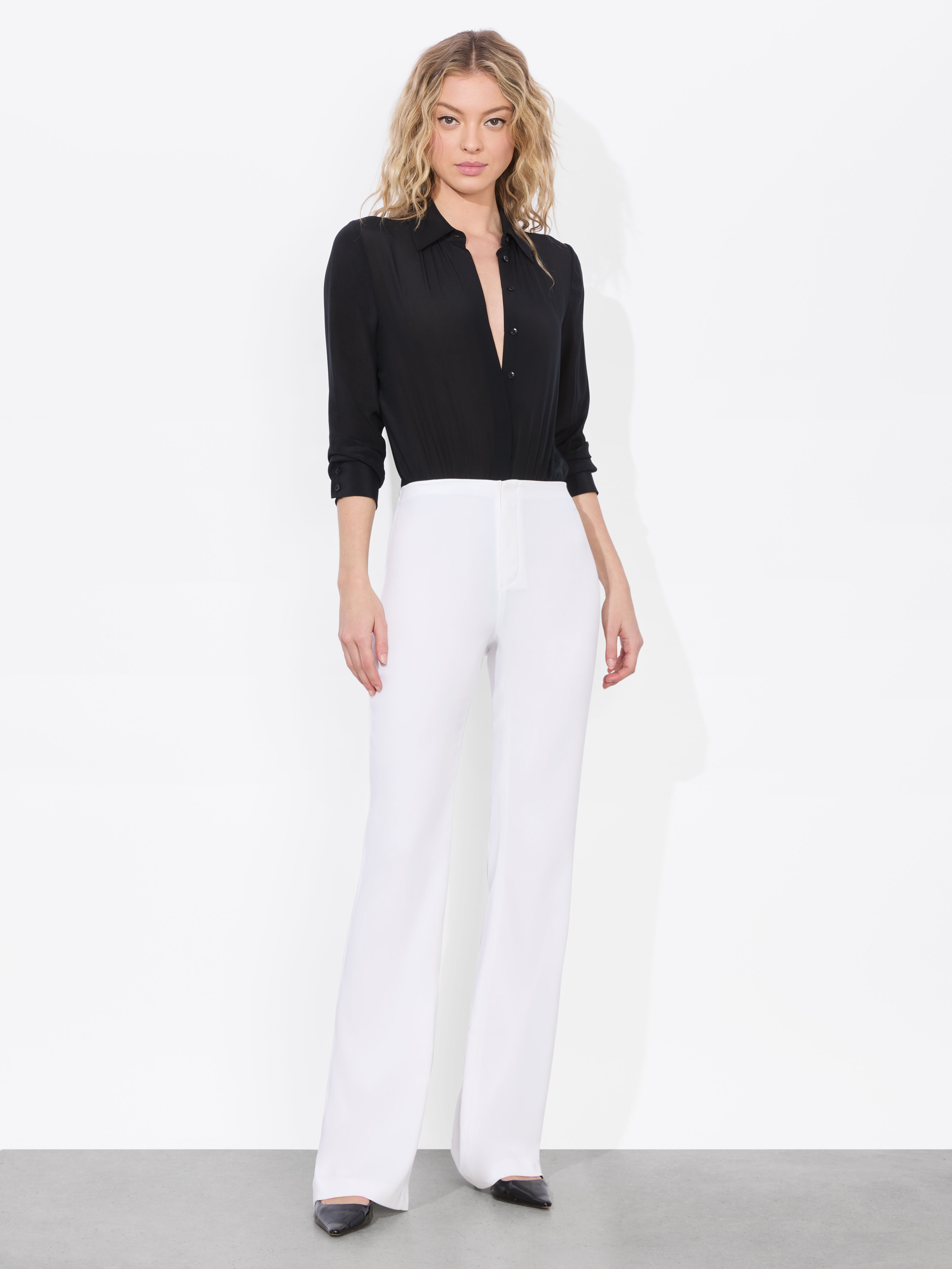 Yuki Trouser by Alice + Olivia at THE MILE