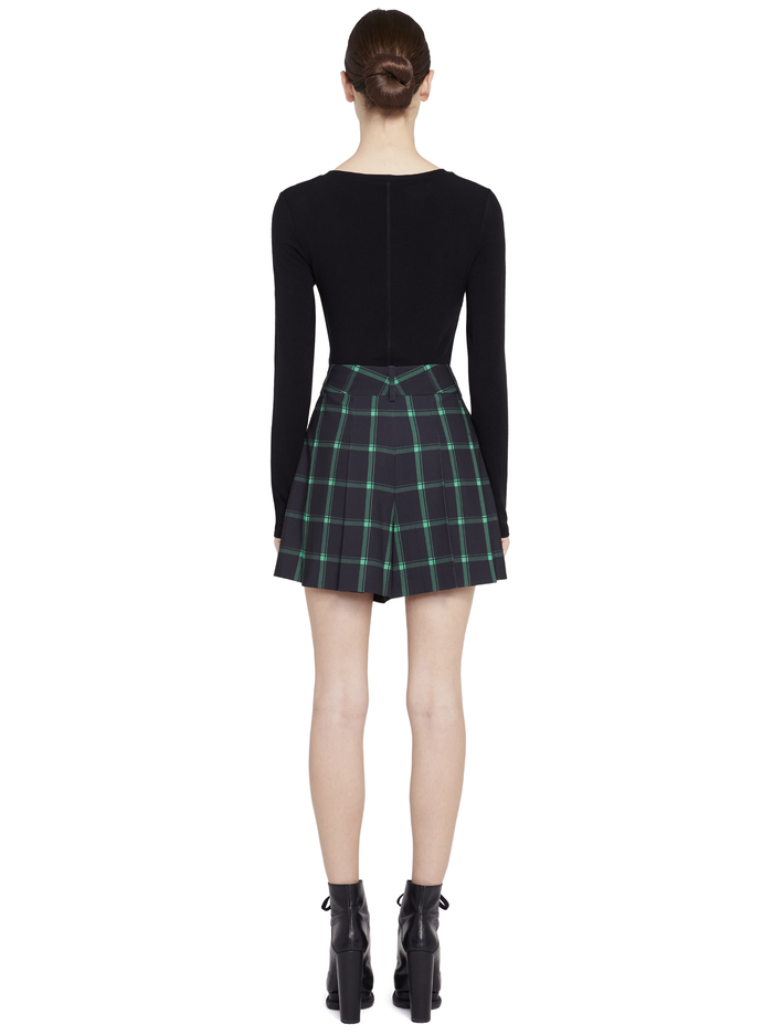 SCARLET HIGH WAISTED SHORTS - BLACK/EMERALD image 2 - ALICE + OLIVIA