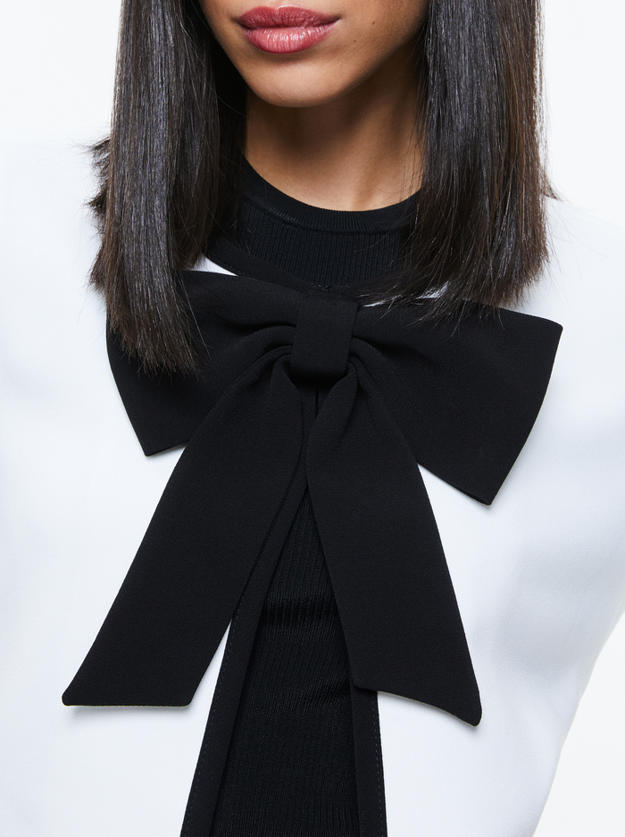 KIDMAN BOW FRONT CROPPED JACKET - OFF WHITE/BLACK image 3 - Alice And Olivia