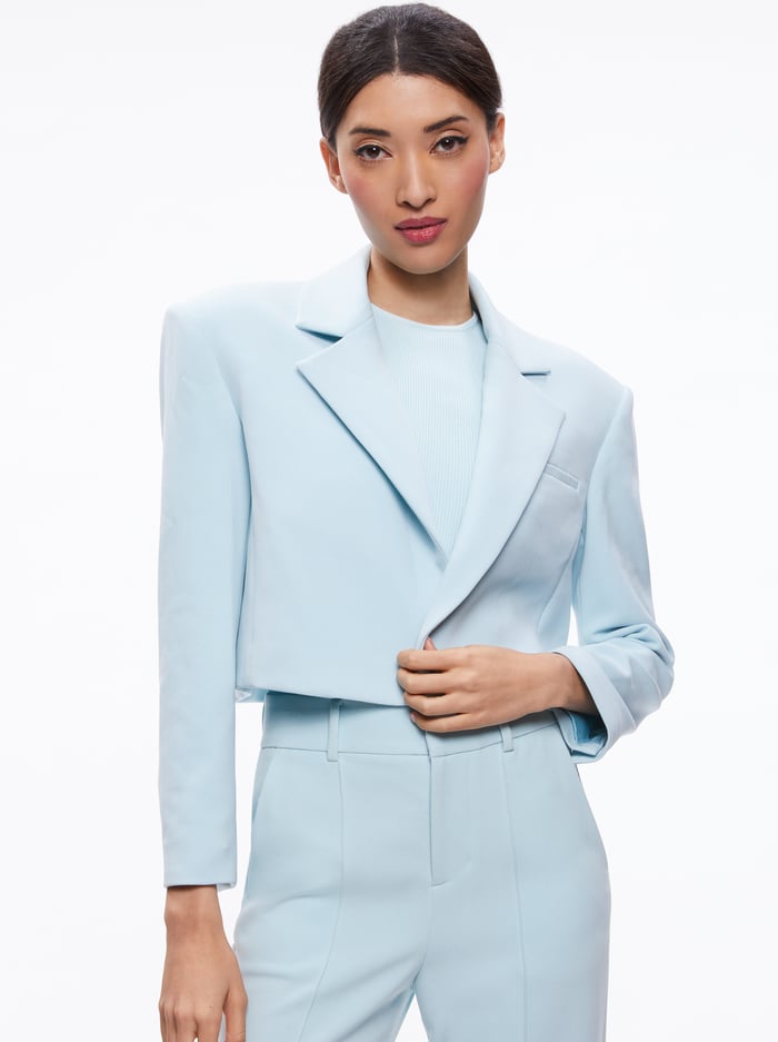 SHAN CROPPED RUCHED SLEEVE BLAZER - JULEP - Alice And Olivia