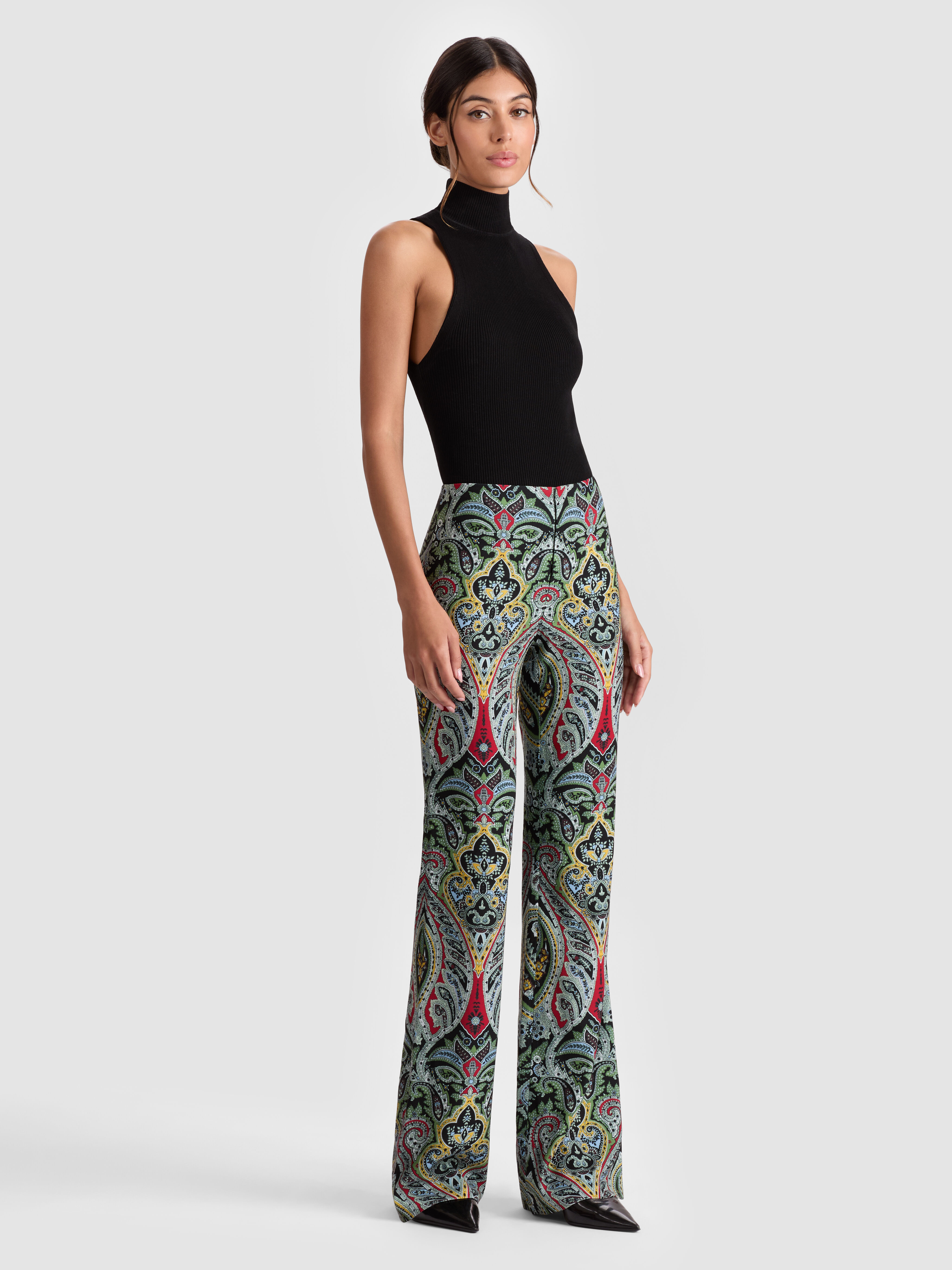 【ALICE+OLIVIA】Brynlee Bootcut Pants - Juniper Floral Black Brynlee Bootcut Pant In Juniper Floral Black | Alice + Olivia