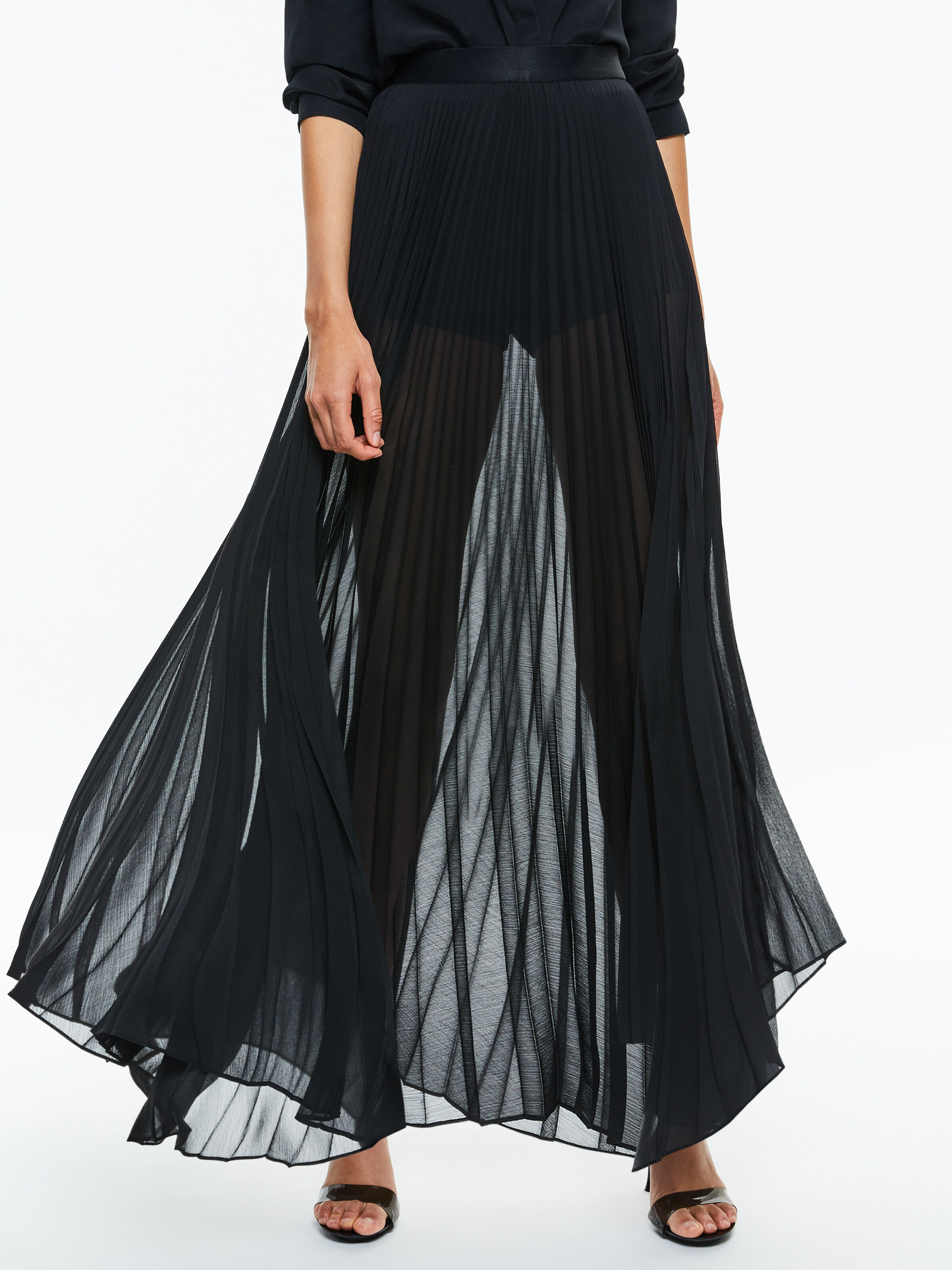 Katz Pleated Maxi Skirt With Hot Pant In Black Alice Olivia