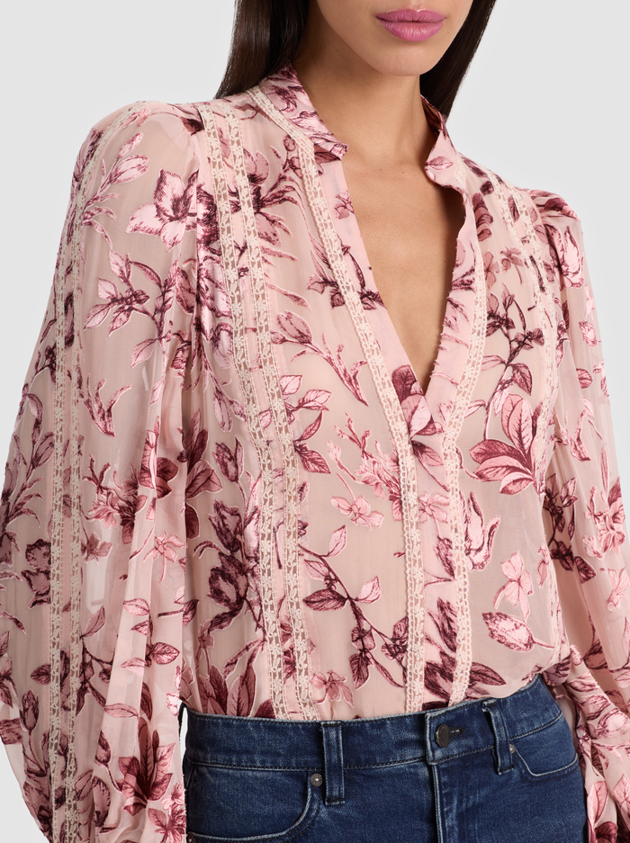 ARLETTE BLOUSE - MYSTIC GARDEN ENGLISH ROSE image 4 - ALICE + OLIVIA