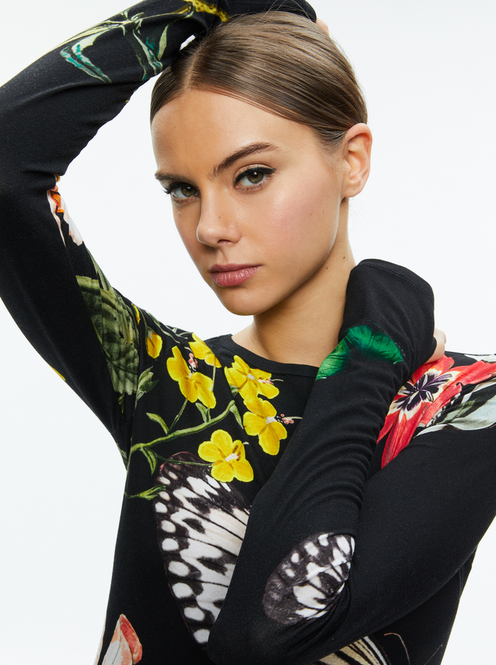 DELAINA LONG SLEEVE TOP - ESSENTIAL FLORAL image 3 - Alice And Olivia