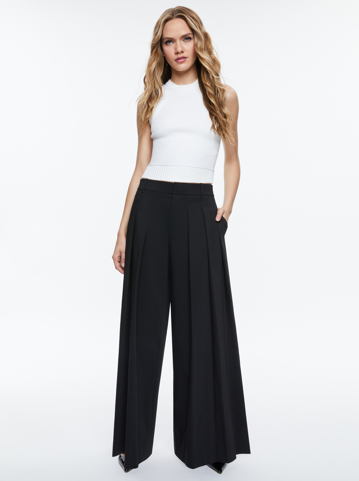 BLAIRE WIDE LEG PLEATED PANT - BLACK image 4 - Alice And Olivia