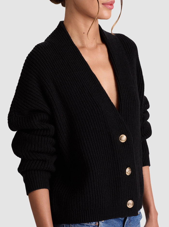 HOLDEN FOLDBACK CARDIGAN - BLACK image 3 - Alice And Olivia