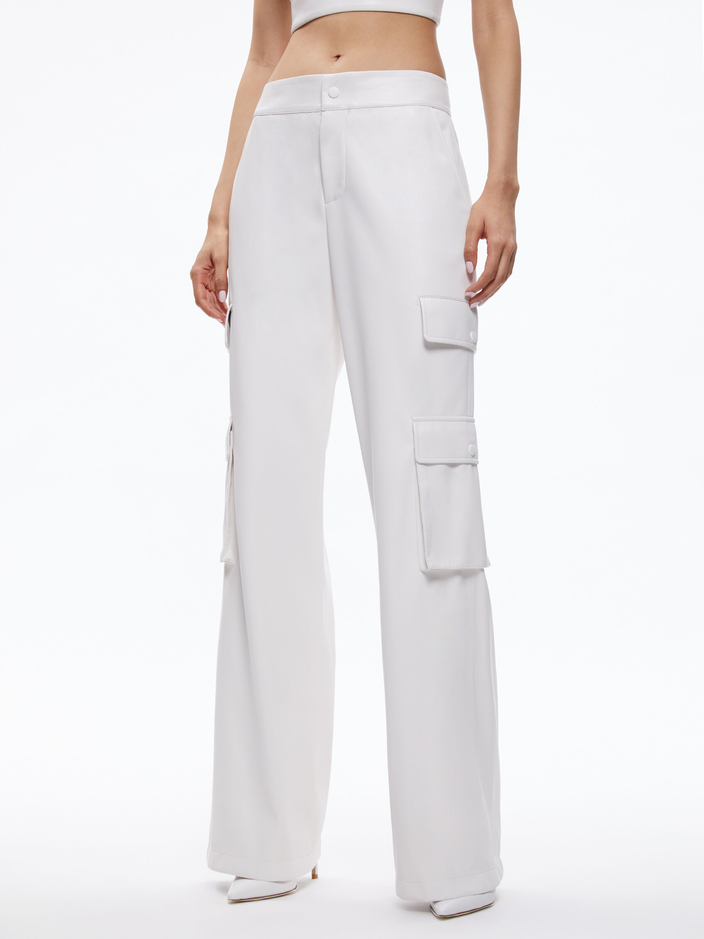 HAYES VEGAN LEATHER WIDE LEG PANT in OFF WHITE | ALICE + OLIVIA