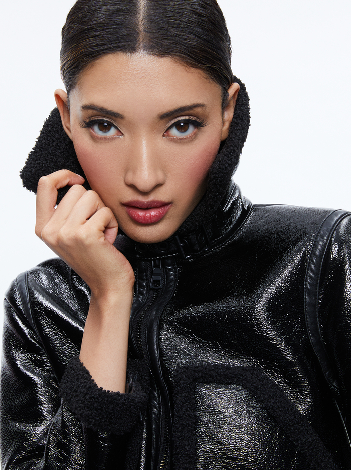 ISAIAH VEGAN LEATHER FAUX SHEARLING CROPPED JACKET - BLACK image 3 - Alice And Olivia