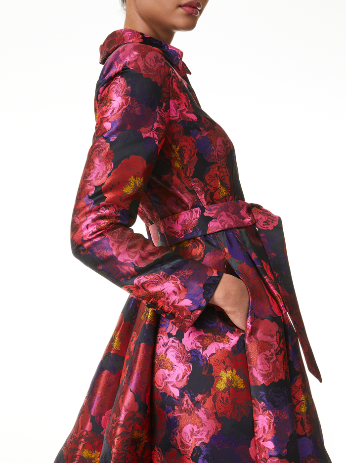 BAIN FLORAL HIGH LOW COAT - BLACK/MULTI image 3 - Alice And Olivia