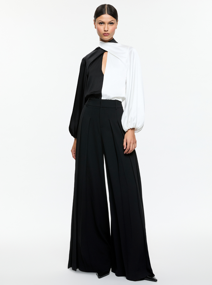 MAHOGANY CROP TOP - BLACK/OFF WHITE image 1 - Alice And Olivia