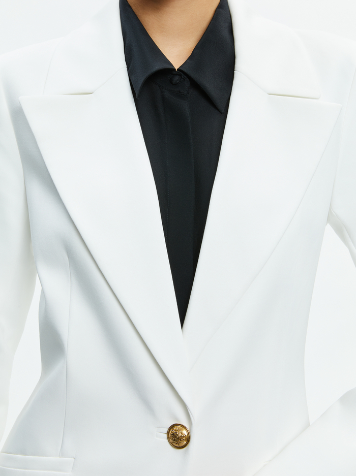 THEO NOTCH COLLAR COAT - OFF WHITE image 3 - Alice And Olivia