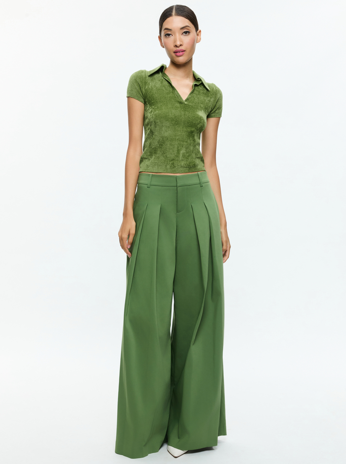 BLAIRE WIDE LEG PLEATED PANT - AVOCADO image 4 - Alice And Olivia