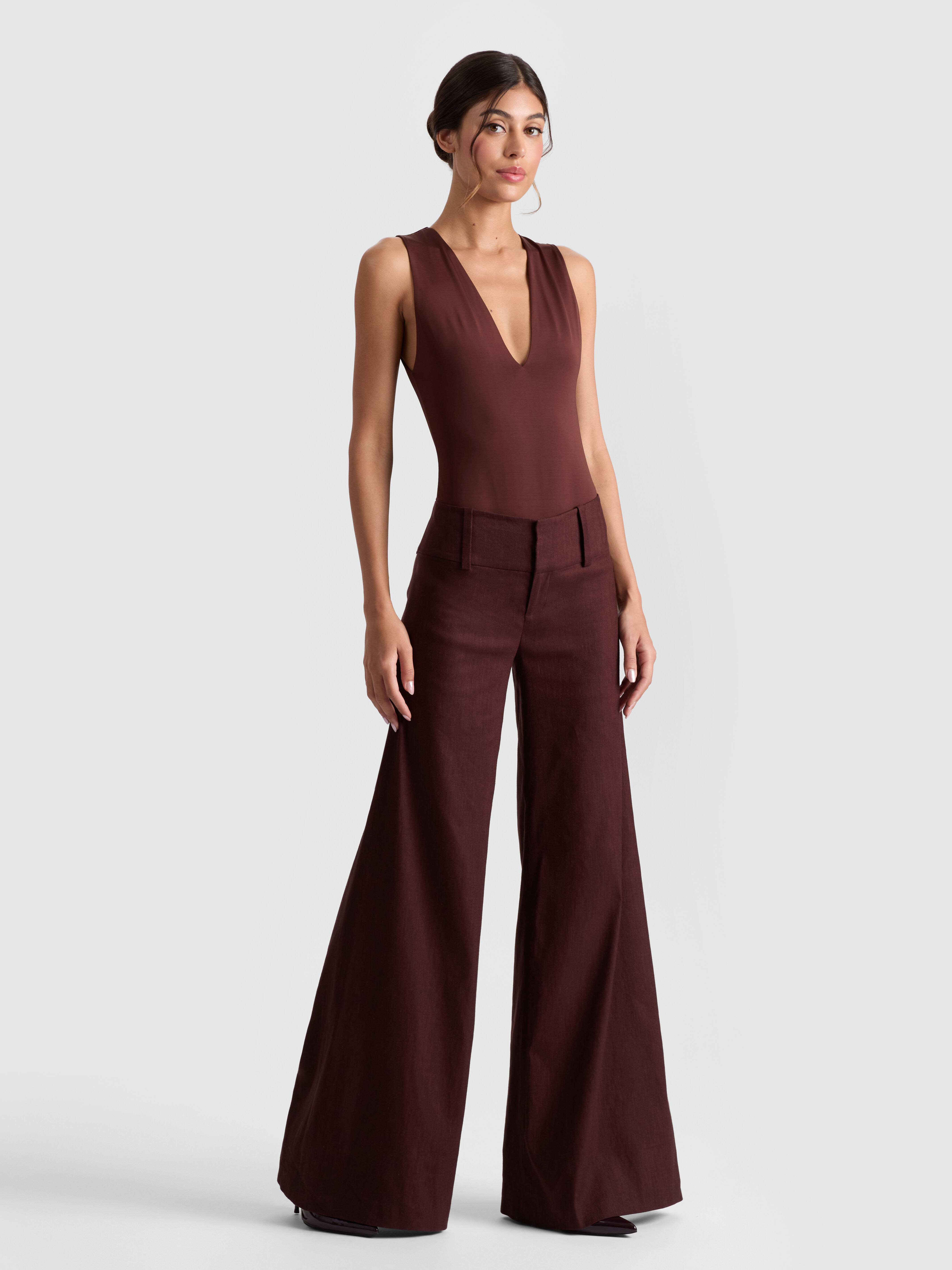 Evelina Maxi Dress In Mocha | Alice + Olivia