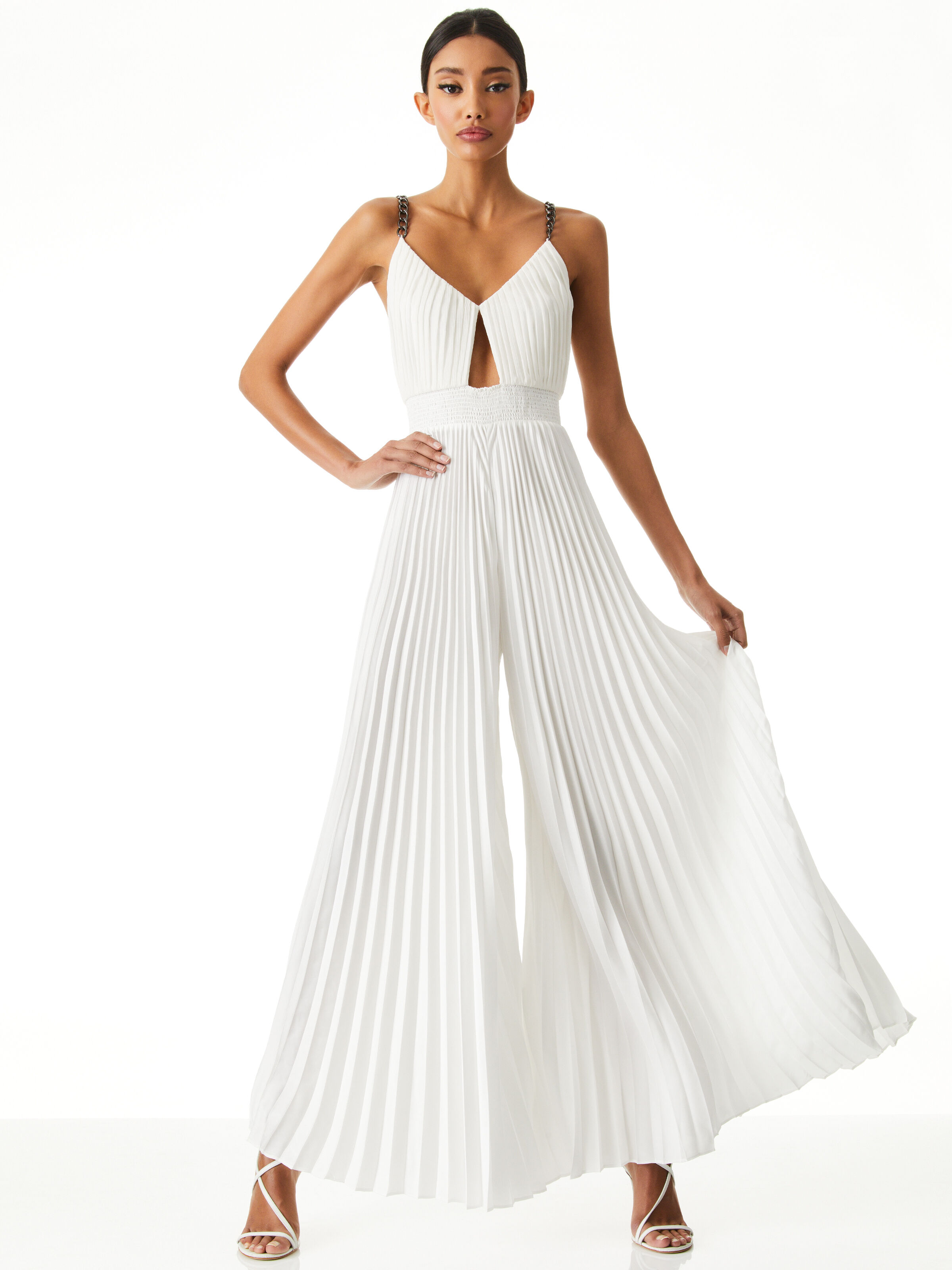 トップス tyn.TGOR Frill camisole OFF-WHITE トップス tyn.TGOR Frill camisole OFF-WHITE 2023 Women's