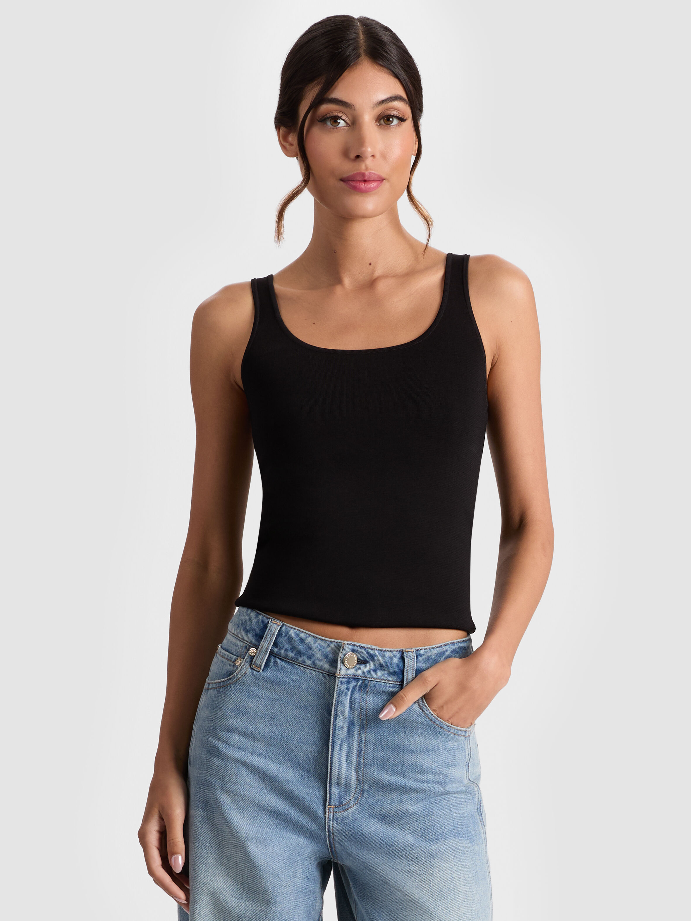 【新品未使用】alice+olivia タンクトップ Daryn Sculpting Tank In Black | Alice + Olivia