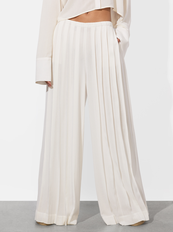 JENNA PLEATED PULL ON PANT - OFF WHITE - Alice And Olivia