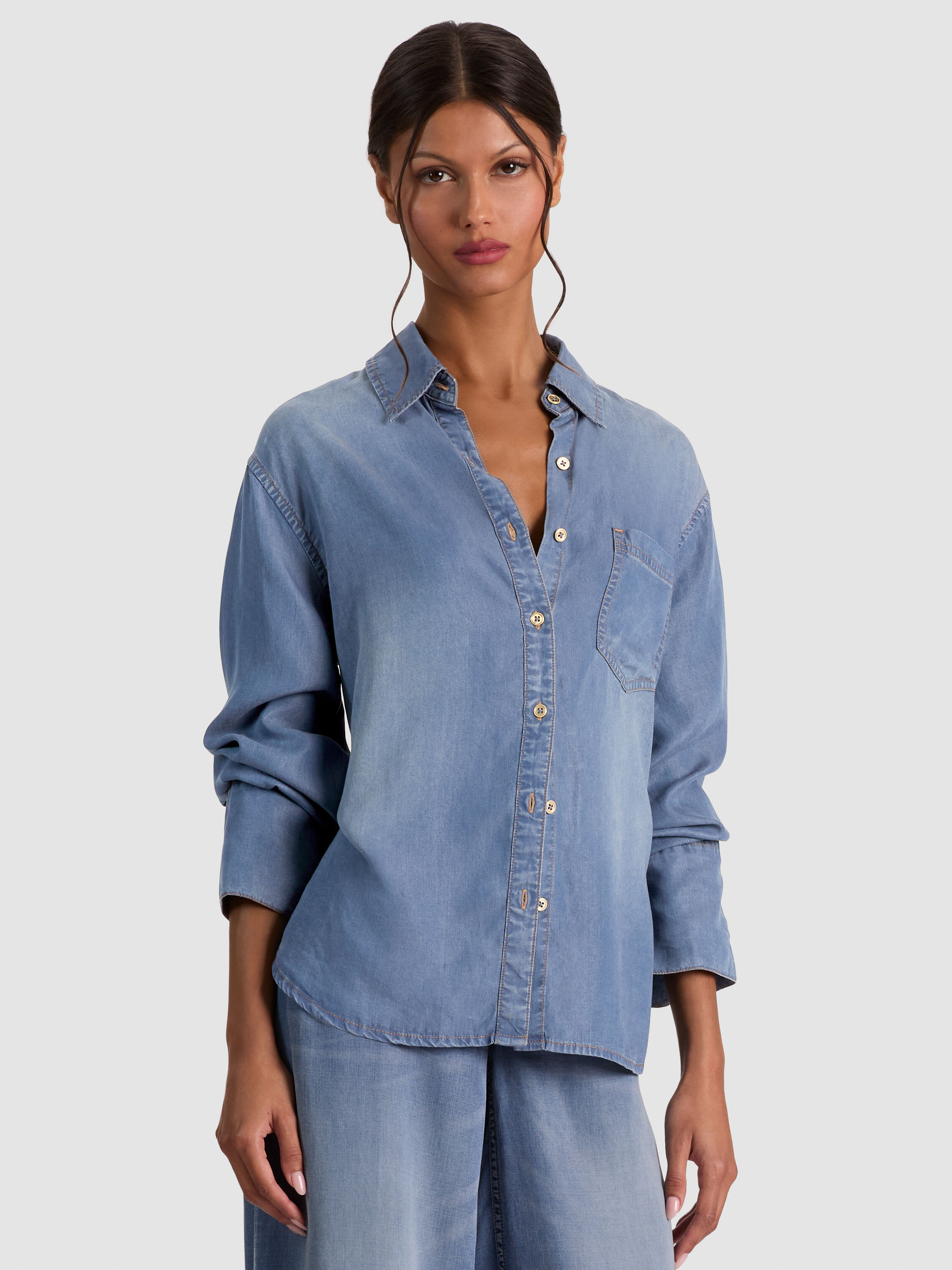 Gain tip design Revolt Overcoat デニムシャツ FINELY OVERSIZED DENIM BUTTON DOWN in FLORENCE VINTAGE BLUE