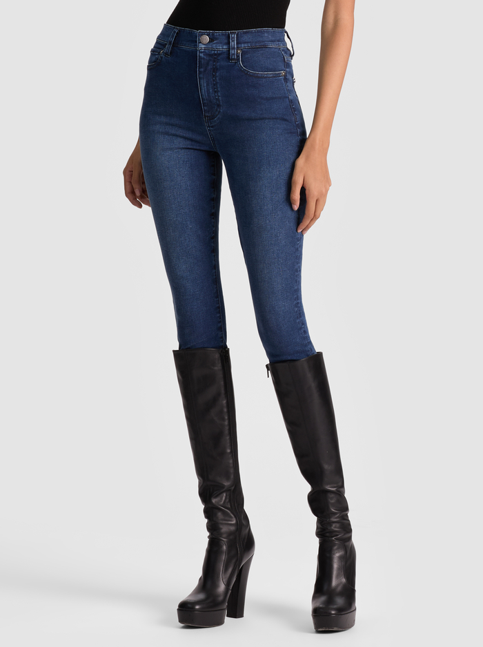 CUTE JEAN - LOVE TRAIN - Alice And Olivia