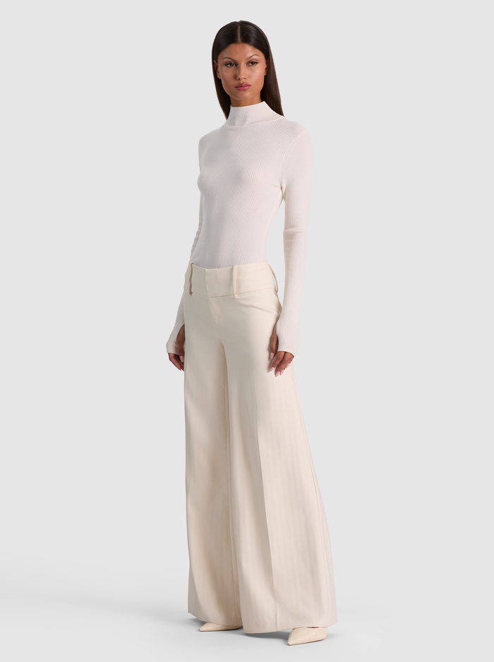 OLIVIA WIDE LEG PANT - CHINO image 4 - ALICE + OLIVIA