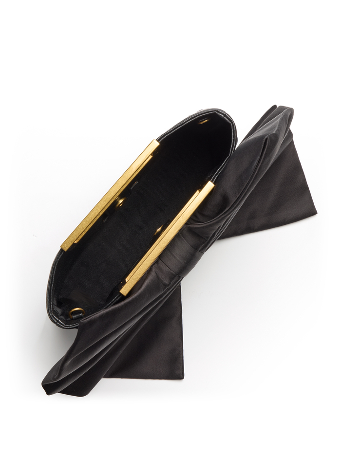 RAVEN BOW BAG - BLACK image 5 - Alice And Olivia