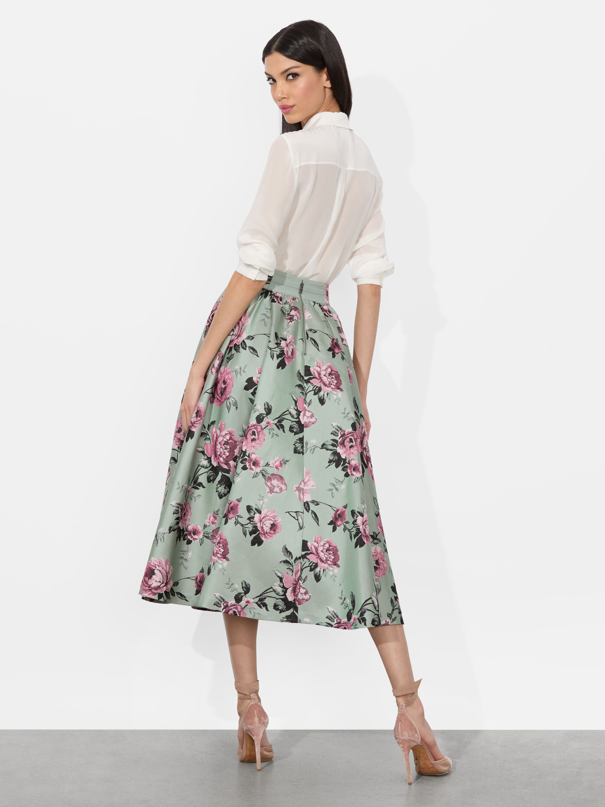 Nilda Voluminous Skirt In Sage Multi Alice + Olivia