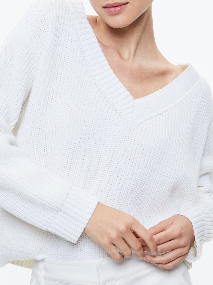 ALITA RELAXED V NECK PULLOVER - SOFT WHITE image 3 - Alice And Olivia