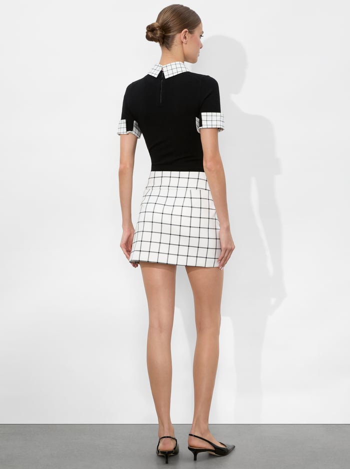 ASTER COLLARED PULLOVER - BLACK/SOFT WHITE image 3 - Alice And Olivia