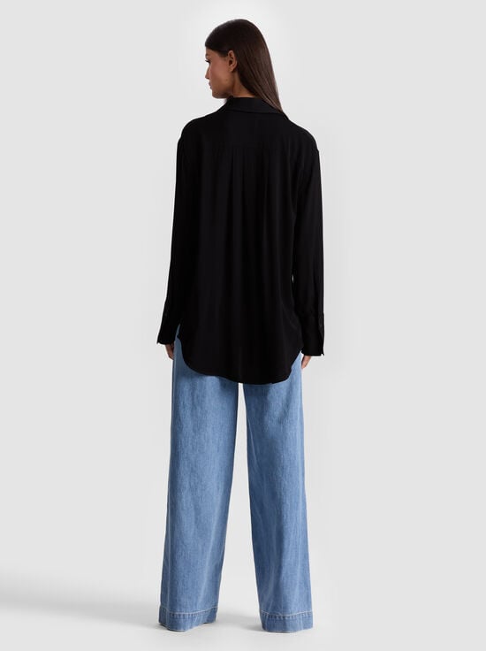 BLACK-FINELY OVERSIZED BUTTON DOWN