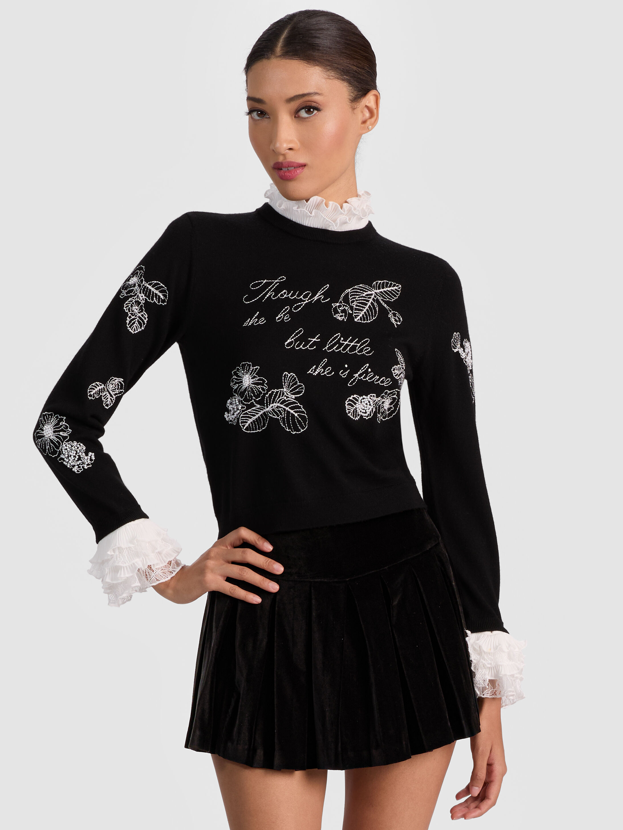 Carolann Pullover In Black/white | Alice + Olivia