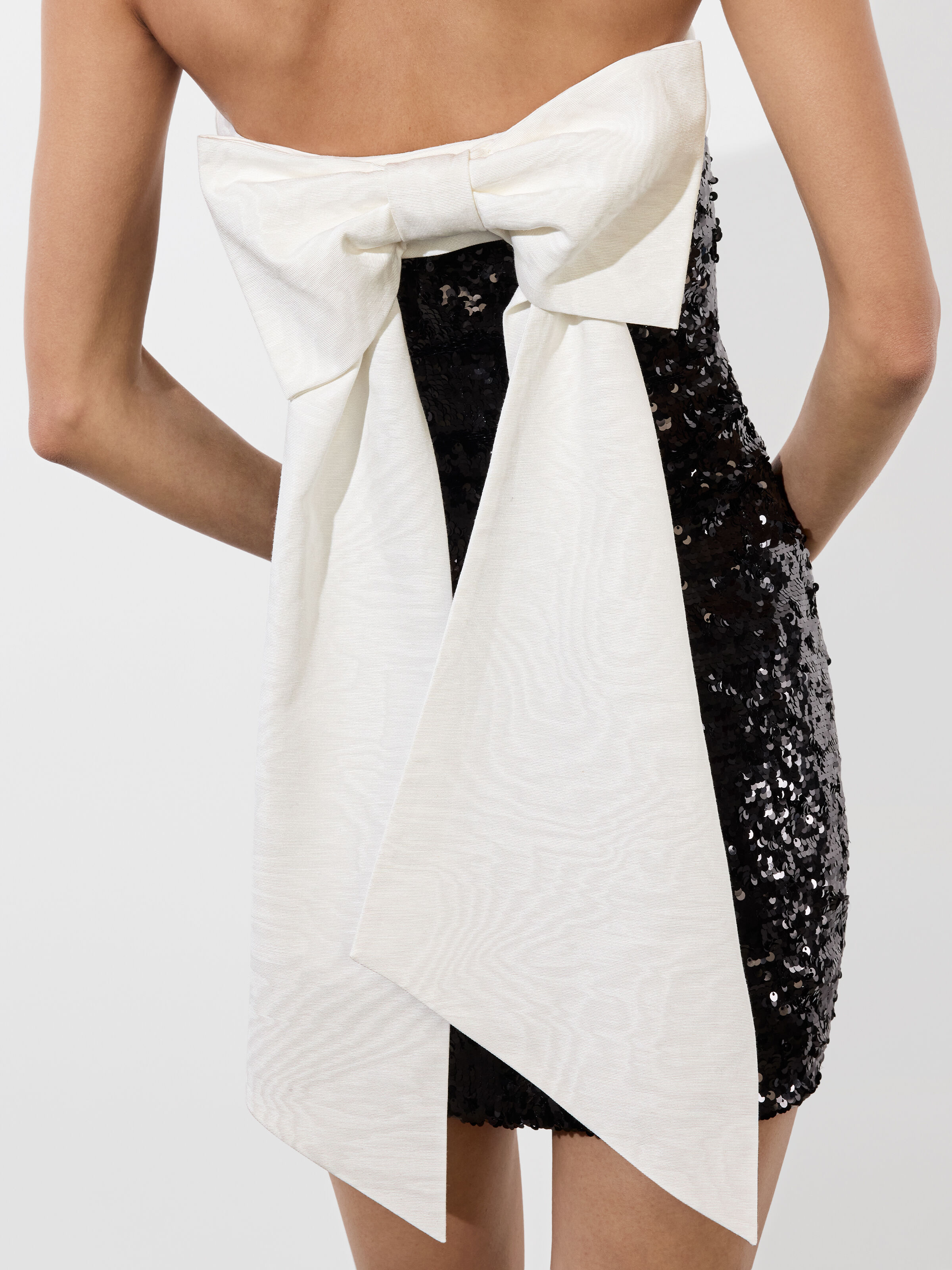 Harley Sequin Mini Dress In Black/off White | Alice + Olivia